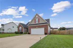 1411 Seabiscuit Dr, Parkton, NC 28371 - Photo 3