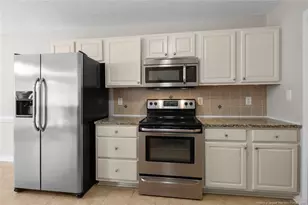 1411 Seabiscuit Dr, Parkton, NC 28371 - Photo 25