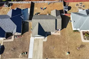 2220 Sir Michael Dr, Hope Mills, NC 28348 - Photo 5