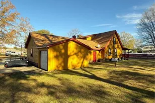 308 Lewis St, Red Springs, NC 28377 - Photo 7