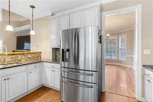 405 La Vista Ct, Benson, NC 27504 - Photo 15