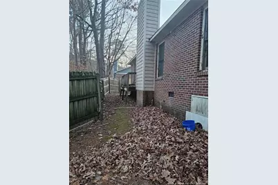 2670 Rivercliff Road, Fayetteville, NC 28301 - Photo 9