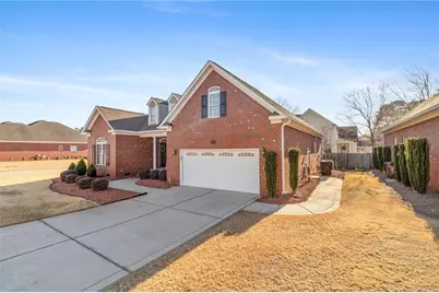 4740 Bramble Street, Hope Mills, NC 28348 - Photo 3