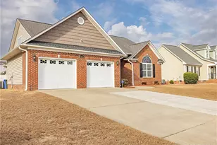 1852 Ellie Ave, Fayetteville, NC 28314 - Photo 3