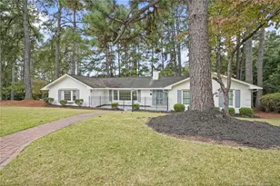 2515 Mirror Lake Dr, Fayetteville, NC 28303 - Photo 3