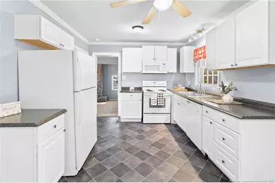 1602 Camelot Drive, Fayetteville, NC 28304 - Photo 9