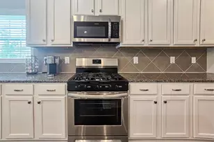 4304 Scout Cp Dr, Fayetteville, NC 28306 - Photo 9