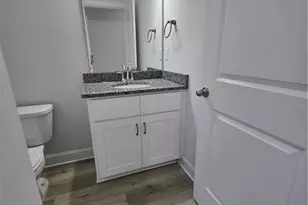 122 Jenkins St, Dunn, NC 28334 - Photo 17