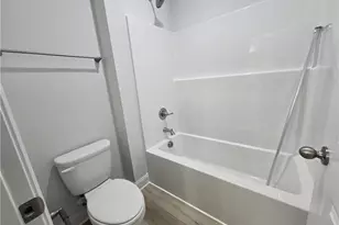 122 Jenkins St, Dunn, NC 28334 - Photo 15