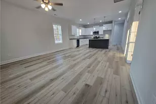 122 Jenkins St, Dunn, NC 28334 - Photo 3