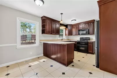 907 Dandridge Drive, Fayetteville, NC 28303 - Photo 3
