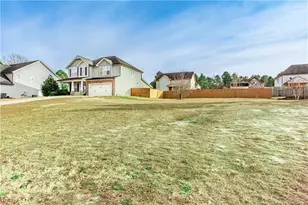 99 Kentucky Derby Ln, Lillington, NC 27546 - Photo 3