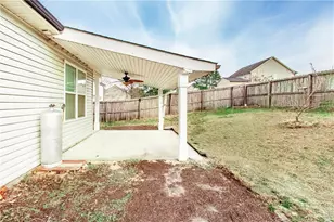 99 Kentucky Derby Ln, Lillington, NC 27546 - Photo 9