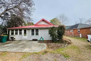 411 Carthage Rd, Lumberton, NC 28358 - Photo 25