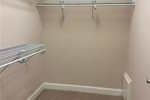 381 Gallery Dr, Spring Lake, NC 28390 - Photo 9