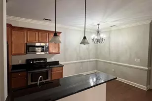 381 Gallery Dr, Spring Lake, NC 28390 - Photo 3