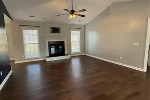 71 Yancey Ct, Spring Lake, NC 28390 - Photo 3