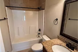 8044 Gaelic Dr, Fayetteville, NC 28304 - Photo 11