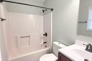 1564 Rossmore Dr, Fayetteville, NC 28314 - Photo 9