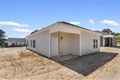 802 Holmes Street, Clinton, NC 28328 - Photo 21