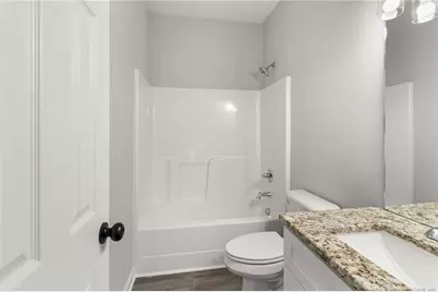 802 Holmes Street, Clinton, NC 28328 - Photo 19