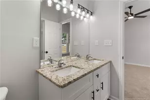 802 Holmes St, Clinton, NC 28328 - Photo 17
