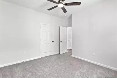 804 Holmes Street, Clinton, NC 28328 - Photo 15