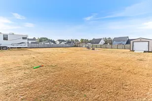 1528 Creekwood Rd, Hope Mills, NC 28348 - Photo 47