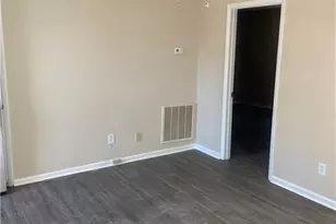 4956 Fieldcrest Dr, Fayetteville, NC 28303 - Photo 5