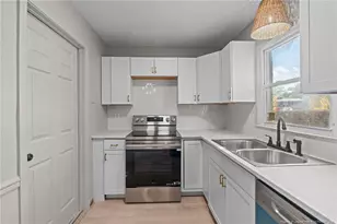 3275 Glenmore Dr, Hope Mills, NC 28348 - Photo 11