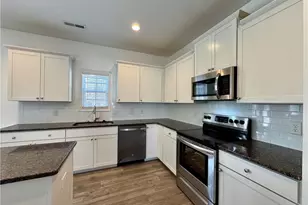 1728 Stackhouse Dr, Fayetteville, NC 28314 - Photo 5