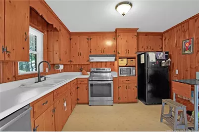 125 W Palmer Street, Raeford, NC 28376 - Photo 7