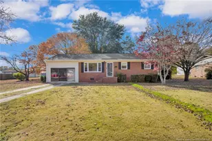 125 W Palmer St, Raeford, NC 28376 - Photo 1