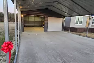 2754 Snipes Rd, Red Springs, NC 28377 - Photo 3