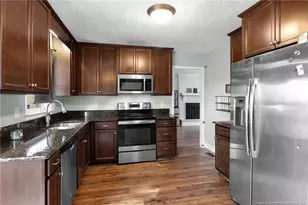 6654 Vaughn Rd, Fayetteville, NC 28304 - Photo 11