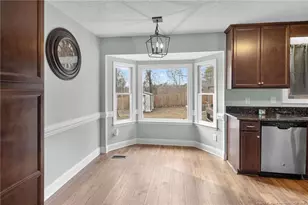 6654 Vaughn Rd, Fayetteville, NC 28304 - Photo 9