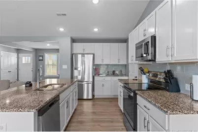 522 Carolina Church Road, Saint Pauls, NC 28384 - Photo 9