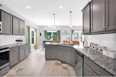 208 Walker Downs Circle, Fayetteville, NC 28305 - Photo 15