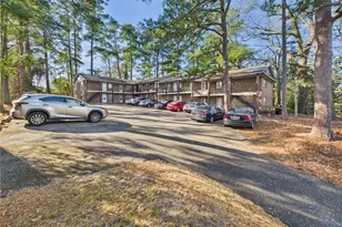 1021 W Rowan St, Fayetteville, NC 28305 - Photo 9