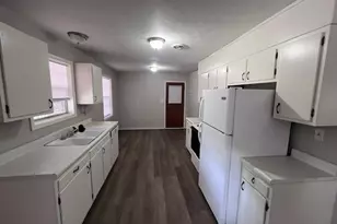 1021 W Rowan St, Fayetteville, NC 28305 - Photo 11