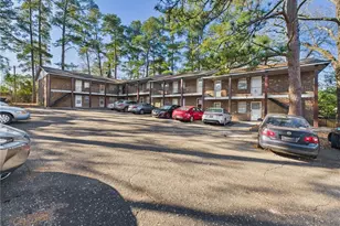 1021 W Rowan St, Fayetteville, NC 28305 - Photo 1