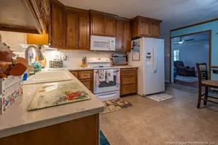 3618 Marcliff Rd, Hope Mills, NC 28348 - Photo 9