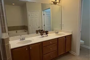 635 Marshtree Ln, Fayetteville, NC 28314 - Photo 9