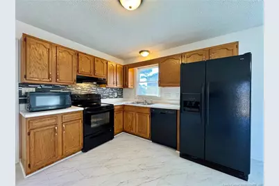 1955 Christopher Way, Fayetteville, NC 28303 - Photo 7