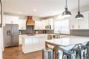 29961 Loblolly Ct, Wagram, NC 28396 - Photo 9