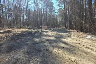 153 Sandalwood Dr, Spring Lake, NC 28390 - Photo 15