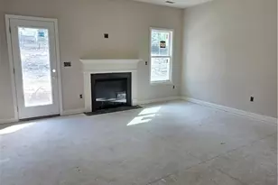 153 Sandalwood Dr, Spring Lake, NC 28390 - Photo 3