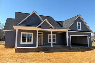 2677 Smith Mill Rd, Lumberton, NC 28358 - Photo 1