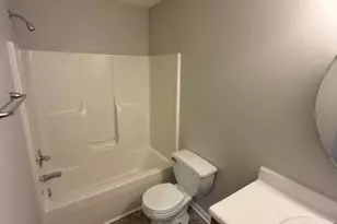 6740 Winthrop Dr, Fayetteville, NC 28311 - Photo 7