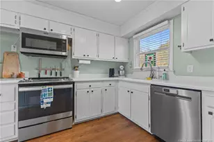 423 Morningside Dr, Fayetteville, NC 28311 - Photo 9